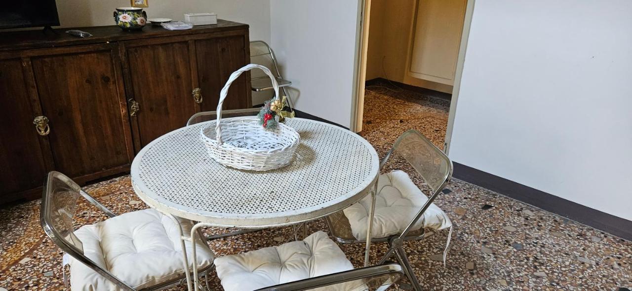 Residence Belle Arti 42 โบโลญญา ภายนอก รูปภาพ